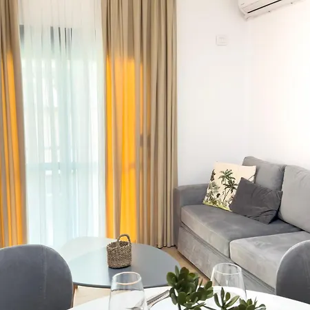 Tiara Apartment
